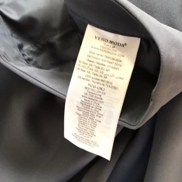 Vero Moda Gray Trousers- Size XS - Picture 5 of 6